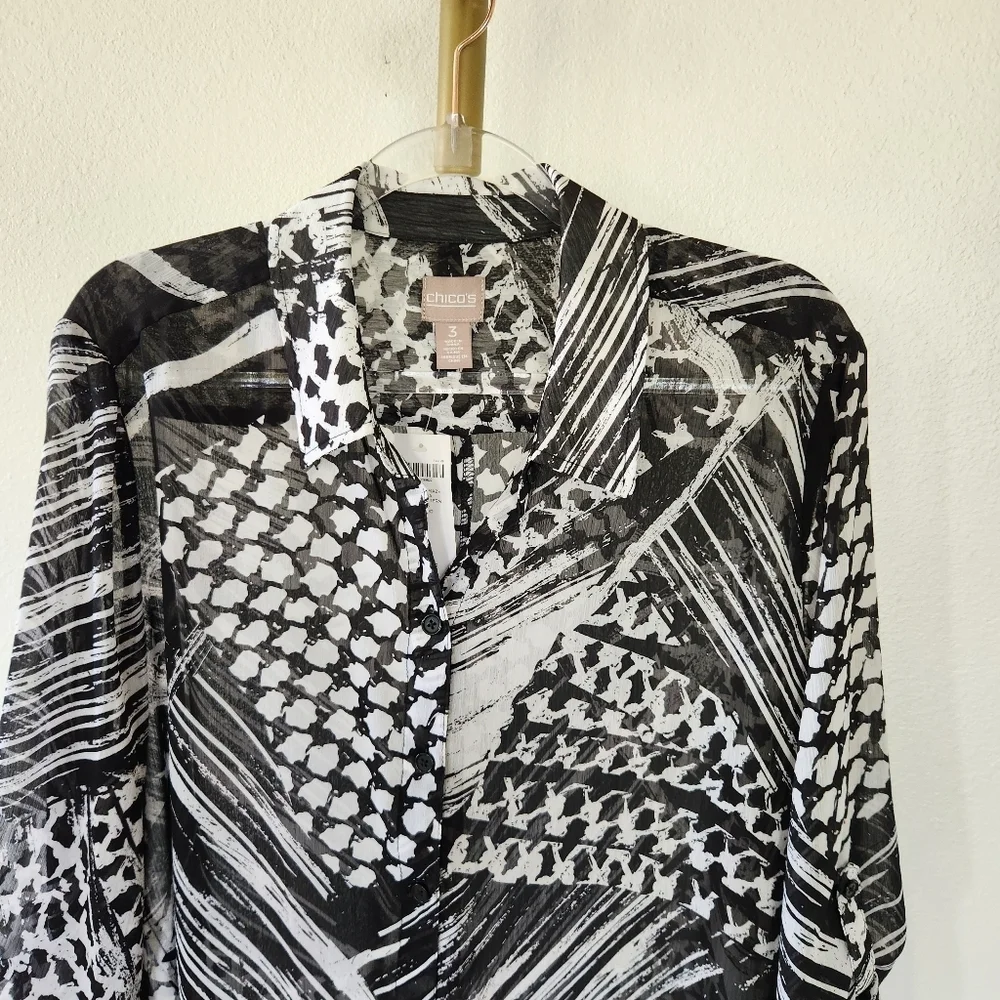 Chicos 3 Roll Tab Sleeve Button Front Blouse Semi Sheer Womens Size XL White NWT - Picture 2 of 8